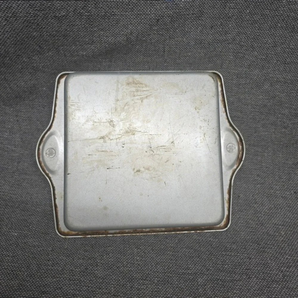 Vintage AirBake Insulated Aluminum‎ 8x8 Square Cake Pan Baking Dish T-Fal Logo